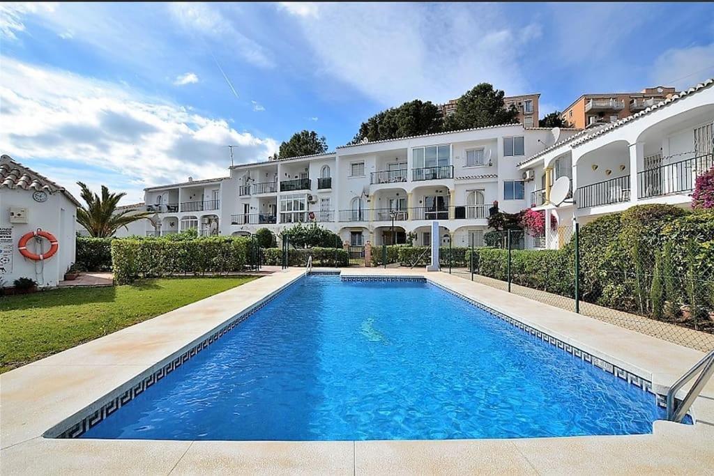 Ferienwohnung Lux 2 Kmr App Stella Blanca Met Zwembaden Airco En Zeezicht Fuengirola Exterior foto
